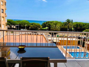 Apartamento frente al mar con piscina, Malgrat De Mar